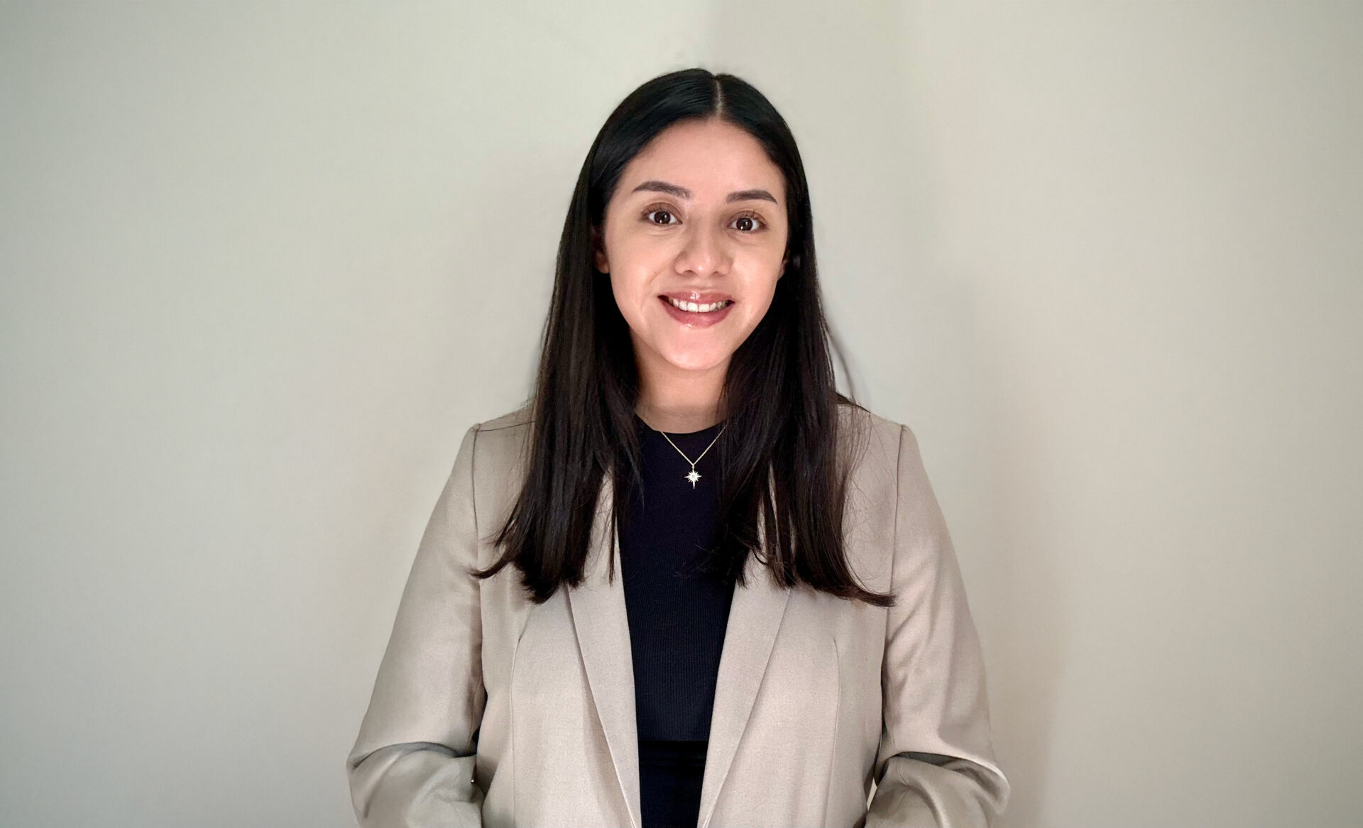 Sylvia Garcia Headshot